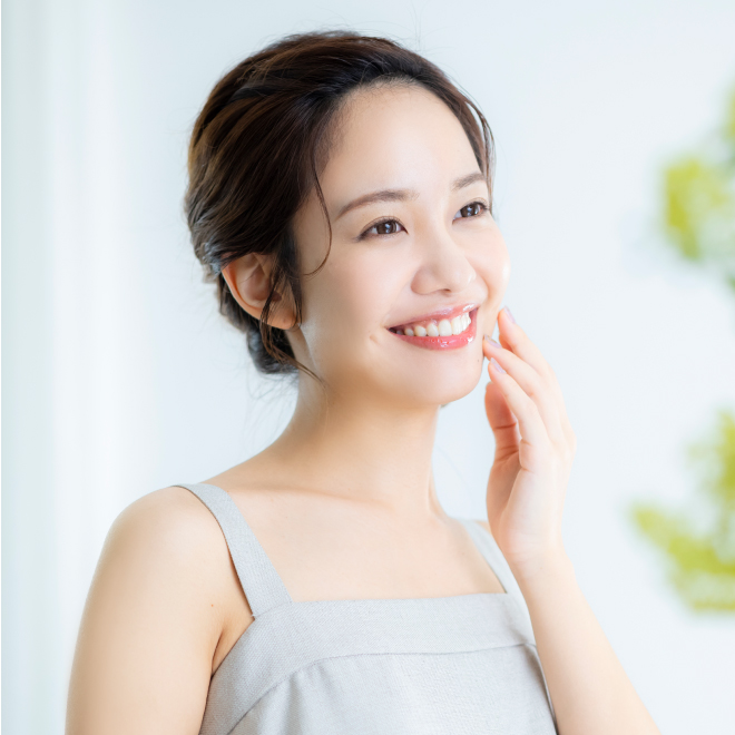 LIPS SHOT [リップショット] ふっくらぷるん、キスしたくなる唇に